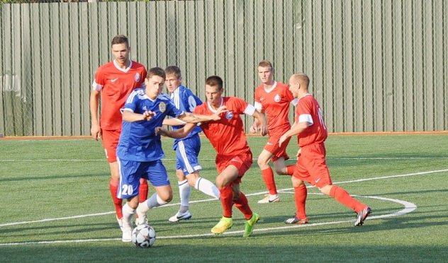 Кременчужанин Иванов против овидиопольских «аптекарей», фото fckremen.com