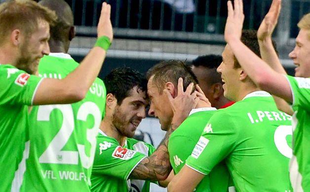 Вольфсбург сейчас неостановим — шестая победа кряду, фото getty images