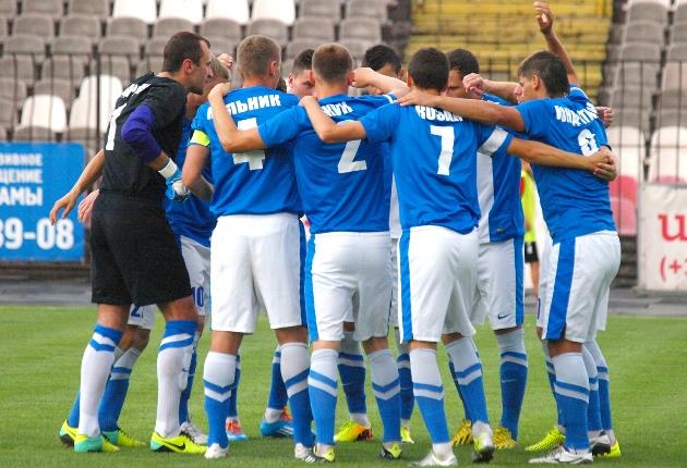 Десна ставит на слаженность своего коллектива, фото fcgornyak.dp.ua