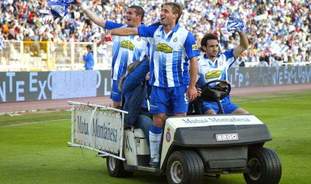 Вот так праздновали победу над Бетисом каталонцы в 2006 году, getty images