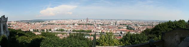 Панорама Лиона с базилики Богоматери Фурвье