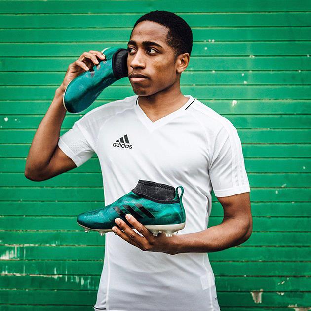 Кайл Уокер-Питерс, фото из инстаграма футболиста