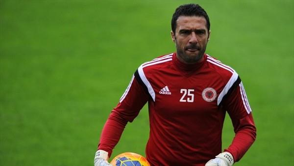Оргес Шехи — 39-летний вратарь Скендербеу, фото uefa.com