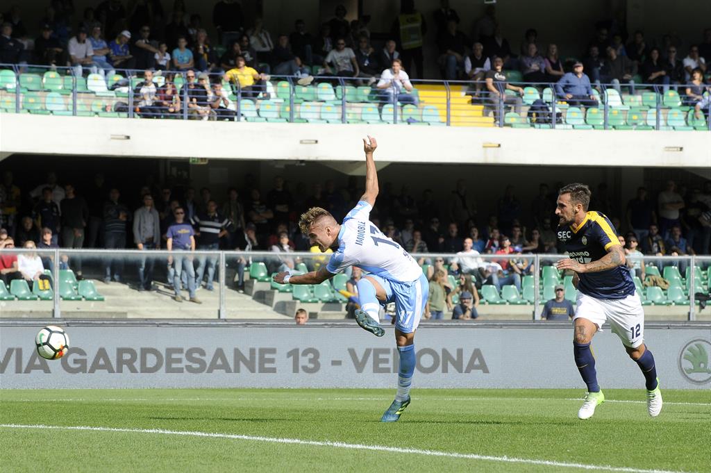 Чиро Иммобиле забивает Вероне, gettyimages