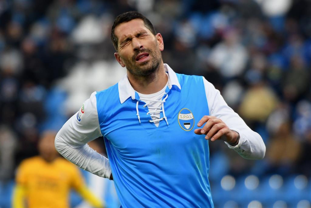 Марко Боррьелло; обратите внимание на ретро-форму СПАЛа, в ней команда сыграла один матч с Вероной, Gettyimages