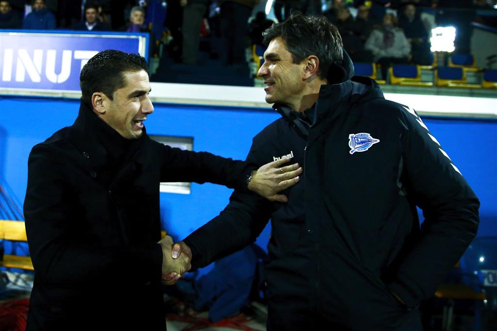 Хулио Веласкес (слева), Getty Images