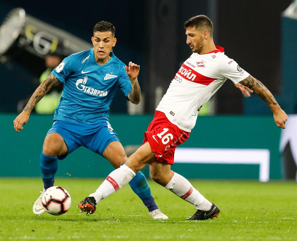 Сальваторе Боккетти против Леандро Паредеса в матче Зенит — Спартак, Getty Images