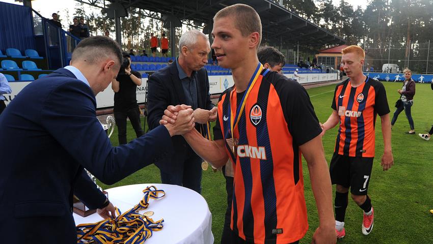 Фото ФК Шахтер