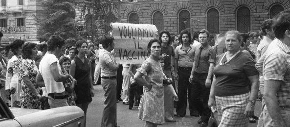 Протесты жителей Неаполя в 1973 году, identitainsorgenti.com