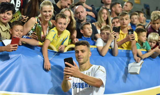 Жуниор Мораес, УАФ