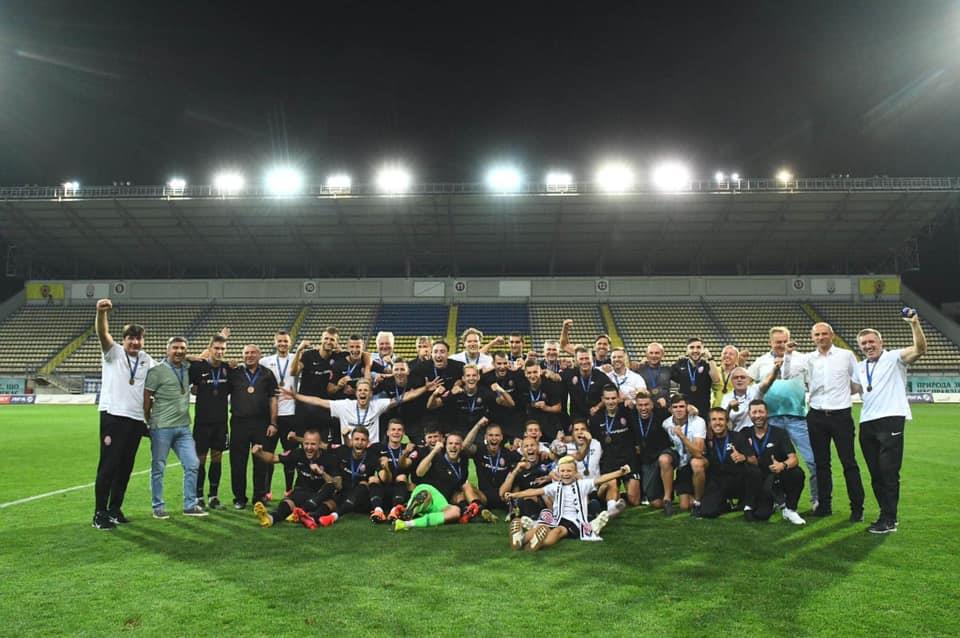 ФК Заря, facebook.com/FCZoryaLuhansk ФК Заря, facebook.com/FCZoryaLuhansk