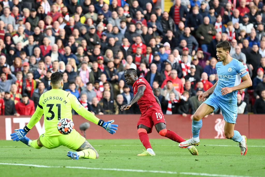 Садио Мане забивает в ворота Эдерсона, Getty Images
