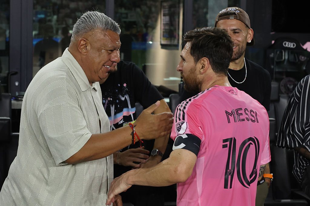 Клаудіо Тапья та Ліонель Мессі, фото getty images