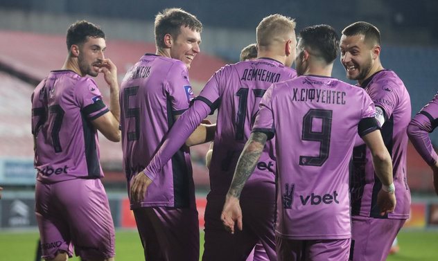 фото ФК Епіцентр