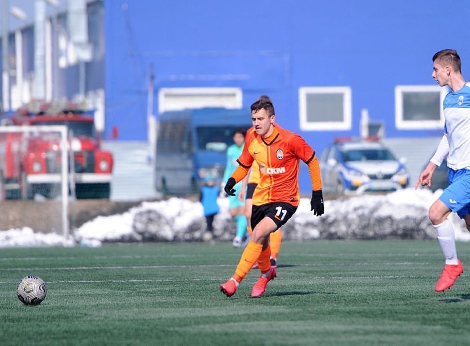 Артур Микитишин у юнацькій команді Шахтаря. Фото: ФК Шахтар