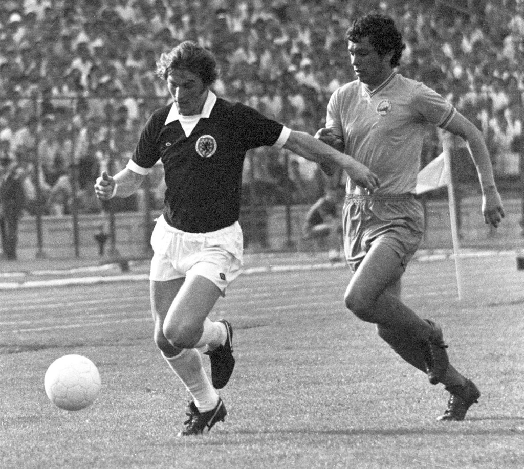 Мірча Луческу проти Кенні Далгліша у 1975 році. Фото: Getty Images
