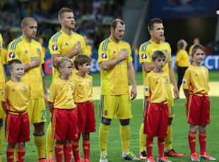 Германия	 2:0 Украина