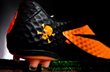 Бутсы Nike Hypervenom: эти глаза напротив