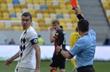 Козык удаляет Чечера, фото Б. Зайца, Football.ua