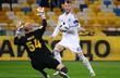 Андрей Ярмоленко переигрывает голкипера Александрии, Фото Ильи Хохлова, Football.ua