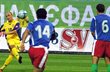 Назаренко забивает со штрафного, фото А.Приходько, football-online.com.ua