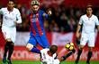 Лионель Месси в матче против Севильи, espnfc.com