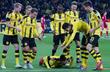 БОРУССИЯ ПРАЗДНУЕТ ГОЛ ОБАМЕЯНГА, TWITTER.COM/BVB