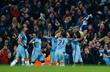 игроки сити празднуют второй гол, twitter.com/premierleague