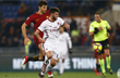 Кутроне в борьбе с фасио, twitter.com/acmilan