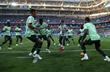 Сборная Нигерии на предматчевой разминке, FIFA.com