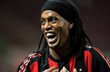 Роналдиньо свое дело сделал, но... www.corrieredellosport.it