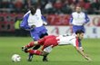 Полет Оскара Гонсалеса. Фото greeksoccer.com