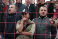 Некоторые зрители откровенно скучали на подмосковном дерби, фото fckhimki.ru