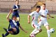 Горняк не смог подобрать ключей к обороне Десны, fcgornyak.dp.ua