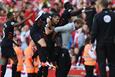 Радость игроков Ливерпуля, premierleague.com
