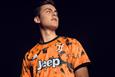 Паулу Дибала в новой форме, juventus.com