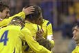 Саша Кучер в объятиях партнеров, fcdynamo.kiev.ua