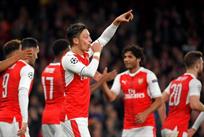 месут езил, twitter