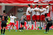 Давид Алаба сравнивает счет ударом со штрафного, Getty Images