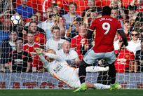 Лукаку не сумел реализовать пенальти в матче с Лестером