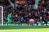 Эрик Максим Чупо-Мотинг, twitter.com/stokecity