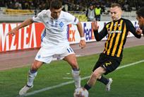 Жуниор Мораес противостоит соперникам, фото ФК Динамо