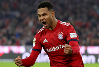 Серж Гнабри открыл счет в матче, Getty Images