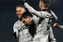 Шахтер празднует гол Степаненко, фото: ФК Шахтер