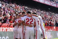 Игроки Севильи, twitter.com/SevillaFC_ENG