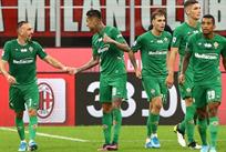 Фиорентина празднует гол в ворота Милана, getty images