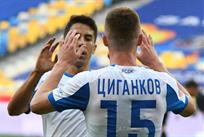 Виктор Цыганков и Карлос Де Пена, фото фк Динамо