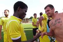 Отобрали полбанана, надавали пинков под зад: как Ингулец героев 28-го тура чествовал