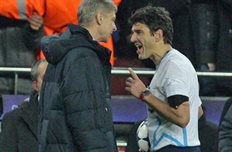Бузакка, у тебя вместо головы - ... фото skysports.com