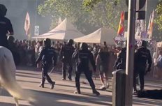 Бійка між фанатами, знімок екрану